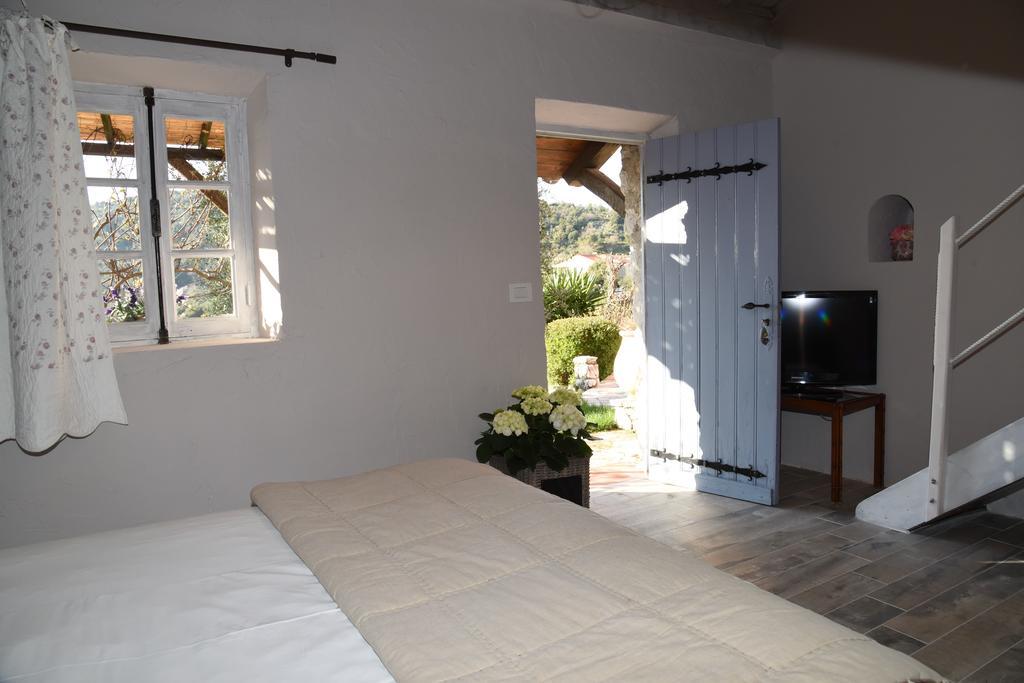 エズ Le Mas De L'Aighetta Bed & Breakfast エクステリア 写真